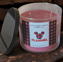 FLANNEL Candle 18oz